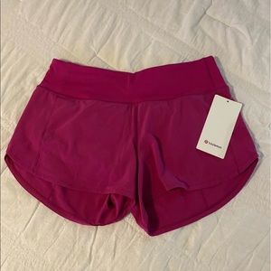 Lululemon Speed Up MR 4” Short in Ripened Raspberry